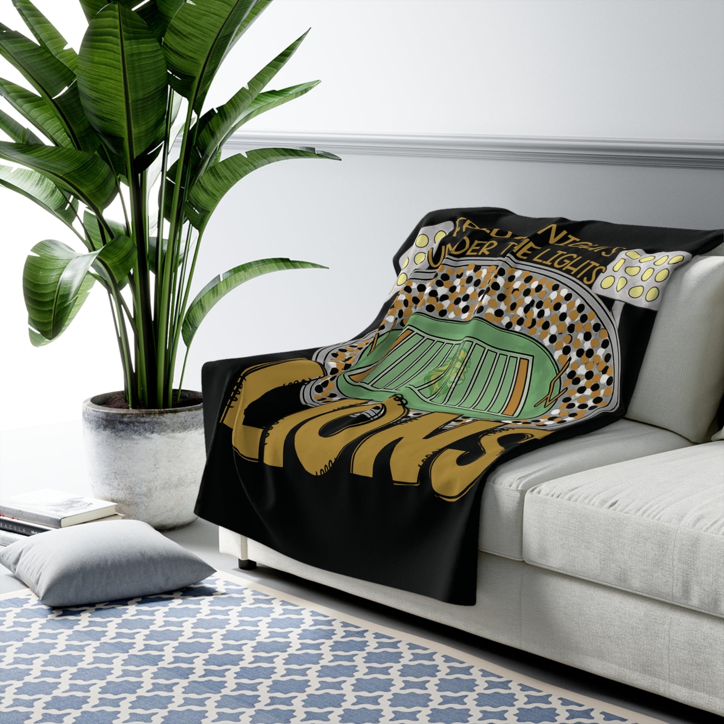 Cozy Sherpa Fleece Blanket for Football Lovers, Warm Throw for Game Nights, Unique Gift for Sports Fans, Home Decor for Tailgate