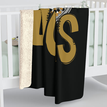 Cozy Sherpa Fleece Blanket for Football Lovers, Warm Throw for Game Nights, Unique Gift for Sports Fans, Home Decor for Tailgate